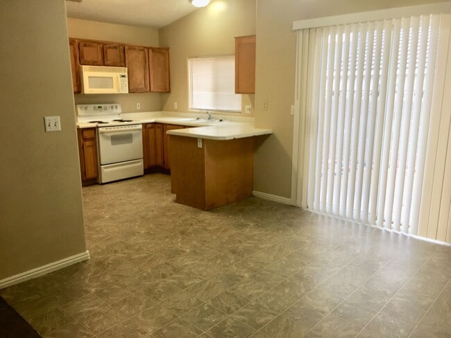 Photo - 1308 Millcreek Duplex Unit 2