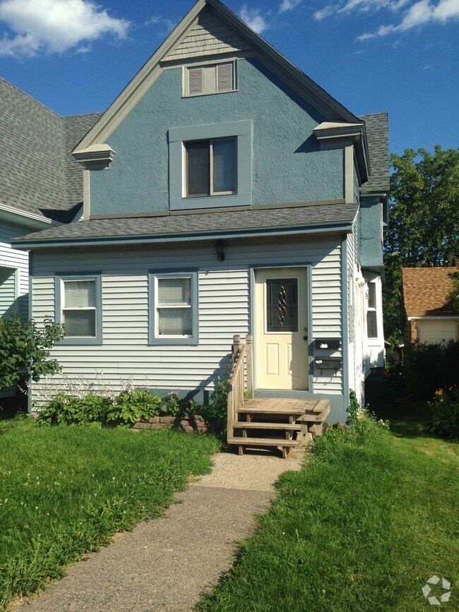 Building Photo - 1422 Jefferson St Unit 1 Rental