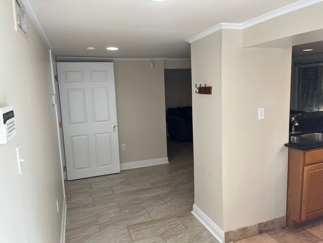 Photo - 1509 Robert St Unit 1509 B