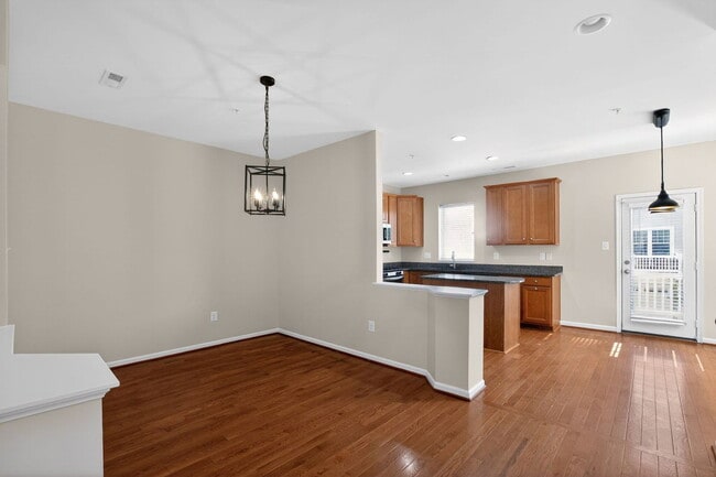 Photo - 9822 Ushers Pl