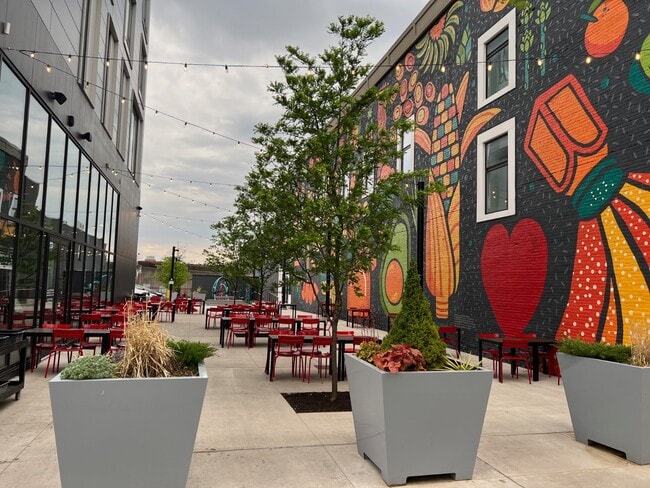 Photo - 480 S Salina St Unit 303