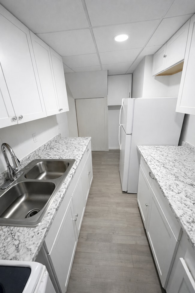 Photo - 100 Lake Ave Unit 1