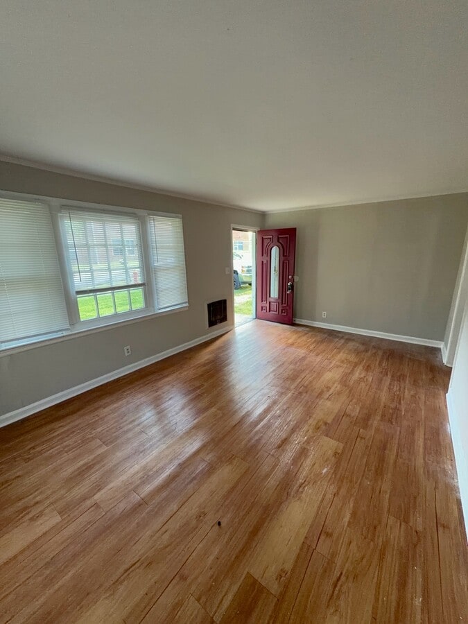 Photo - 1613 Dorchester Ave
