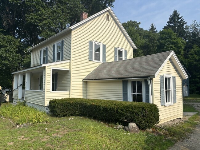 Photo - 56 Warner St