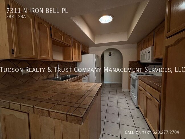 Photo - 7311 N Iron Bell Pl
