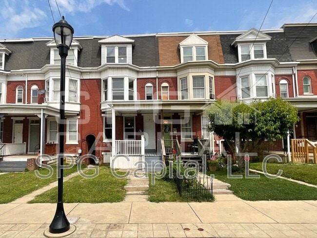 Building Photo - 123 W Jackson St Rental