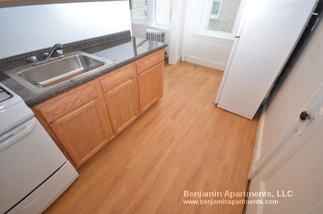 Photo - 109 Brainerd Rd Unidad 1