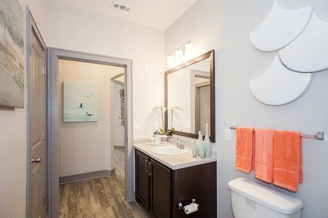 Photo - Luxe Lakewood Ranch