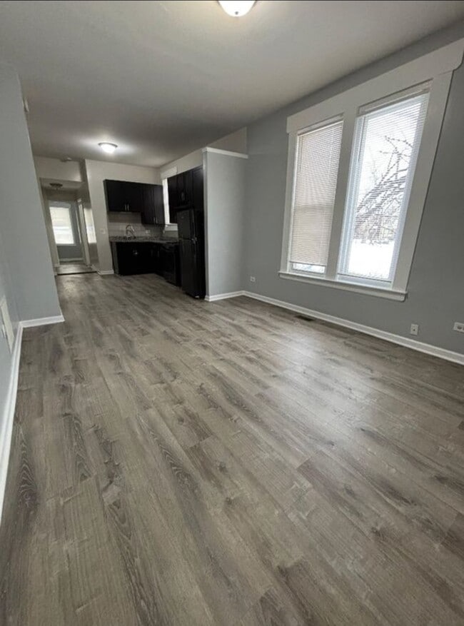 Photo - 6949 S Woodlawn Ave Unit 1