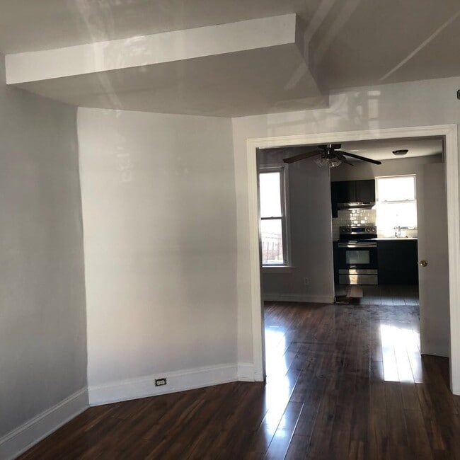 Building Photo - 5218 Pentridge St Rental