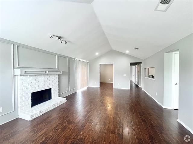 Building Photo - 11923 Garden Terrace Dr Rental