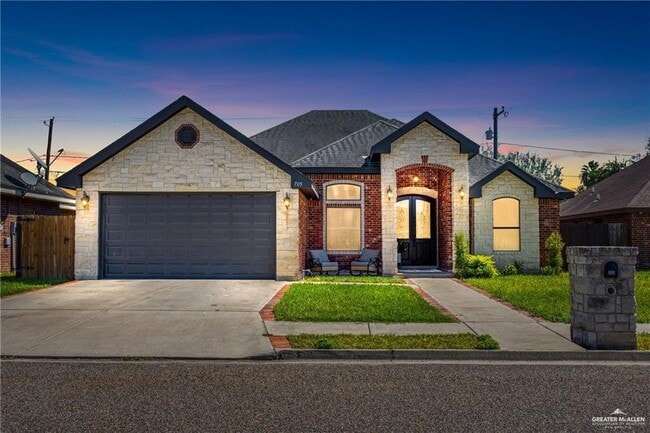 Photo - 29 Sun Chase St