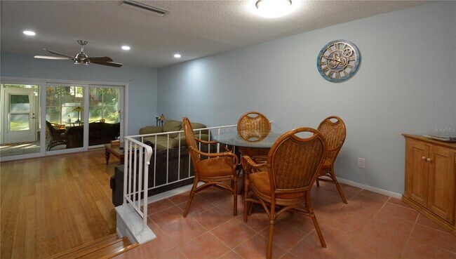 Photo - 705 W VENICE Ave Unit 705B
