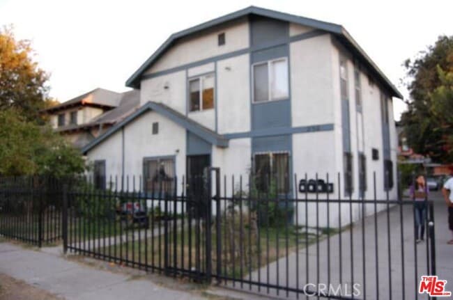 Building Photo - 236 E 29th St Unit 4 Rental