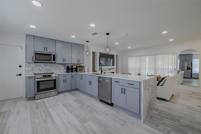 Photo - 23700 Lake Hills Dr