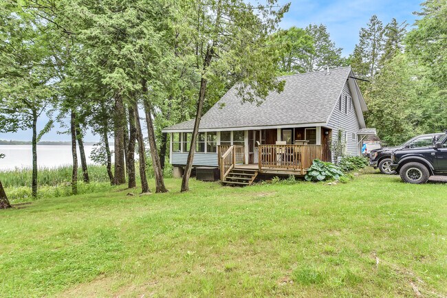 Photo - 25 Juneberry Ln