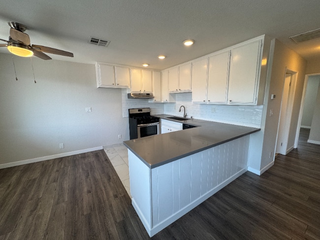 Photo - 623 E Cedar Ave Unit G