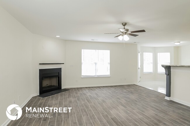 Photo - 1907 Foust Rd