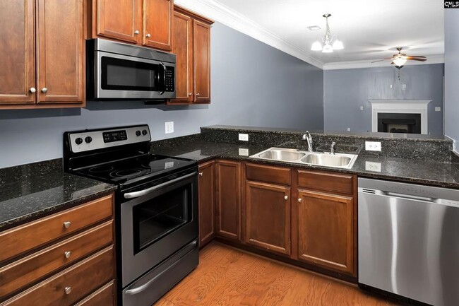 Photo - Move-In Ready Townhouse in Hampton Forest!