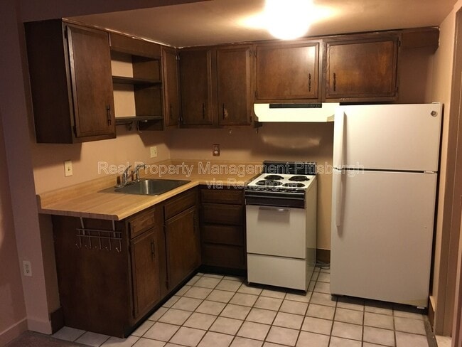 Photo - 332 Lehigh Ave Unit Apartment 1a