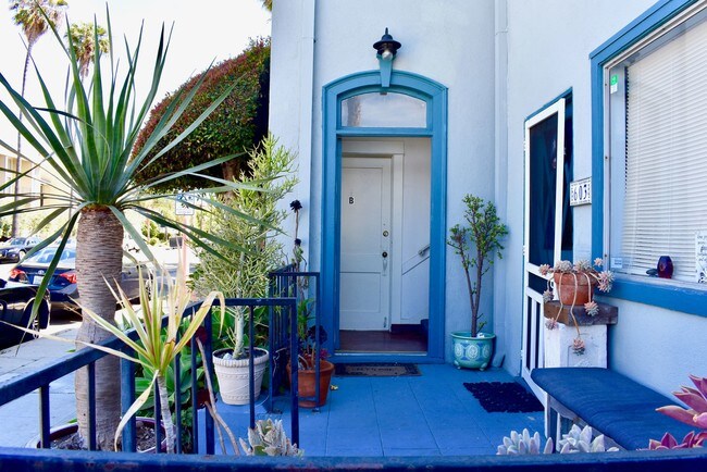 Studio Apartments For Rent In Redondo Beach Ca Forrent Photo 603 S Catalina Ave Unit C