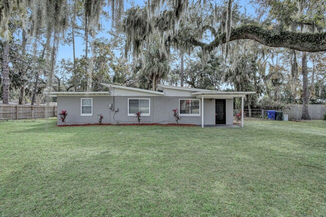 Newly renovated 3 bedroom/1 bathroom home ... - Newly renovated 3 bedroom/1 bathroom home ...