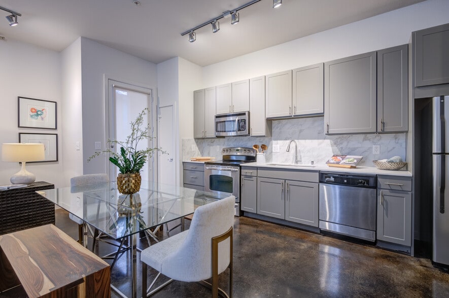 The Henderson | Dallas, TX | Starting at $1,653 | ForRent.com