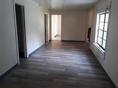 Building Photo - 1511 W 14th St