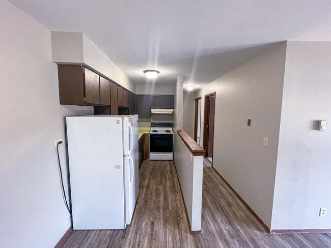 2bed/2ba-Kitchen