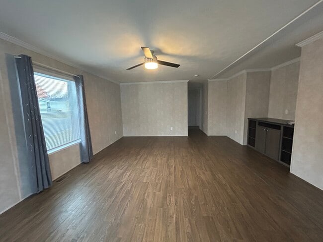 Photo - 2361 Oakgrove Dr House