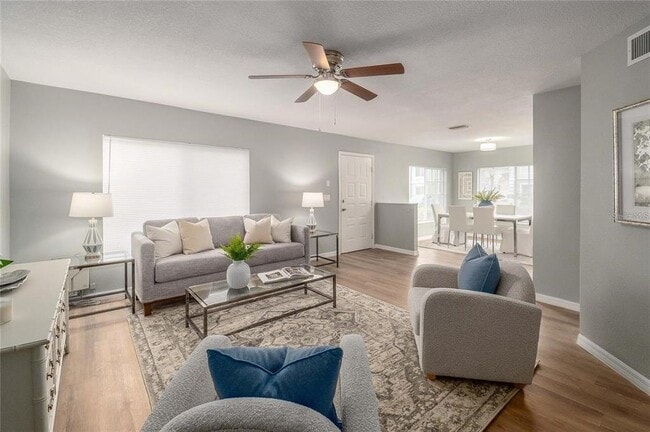Photo - 2032 Fluorshire Dr