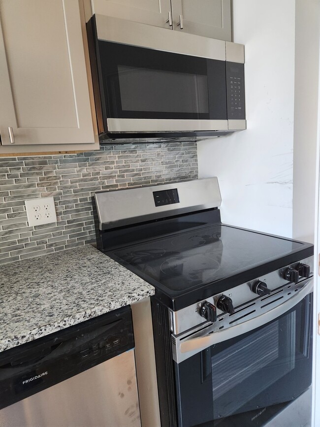 Photo - 2 Grove St Unit 208