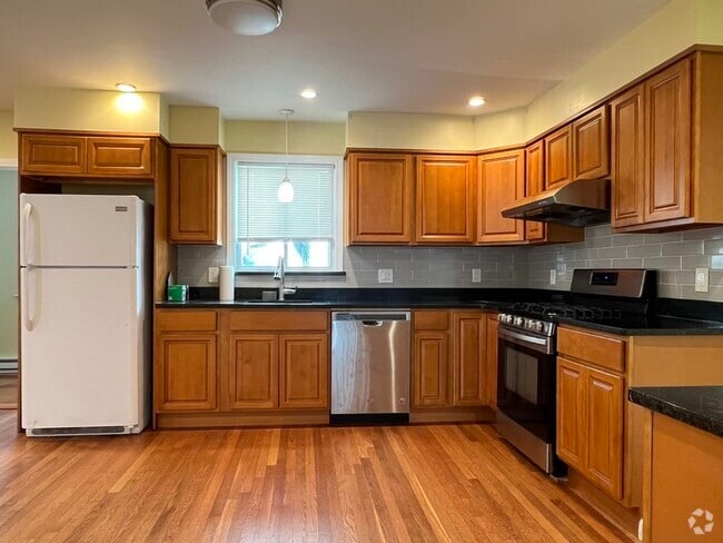 Building Photo - 59 Atlantic St Unit 59 Rental