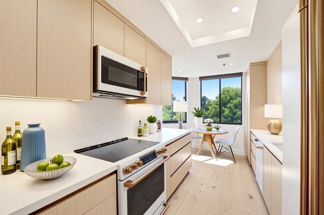 Photo - 2112 Century Park Ln
