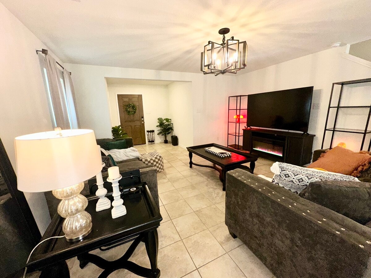 Photo - 25323 Queens Causeway Ln