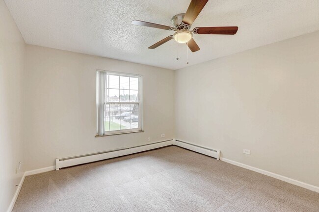 Monaco Parkway Apartments
