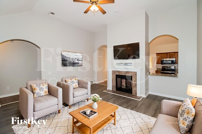 Photo - 8595 Shady Elm Dr