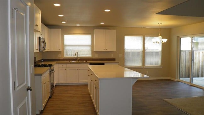 Photo - 20780 SE Shea Court