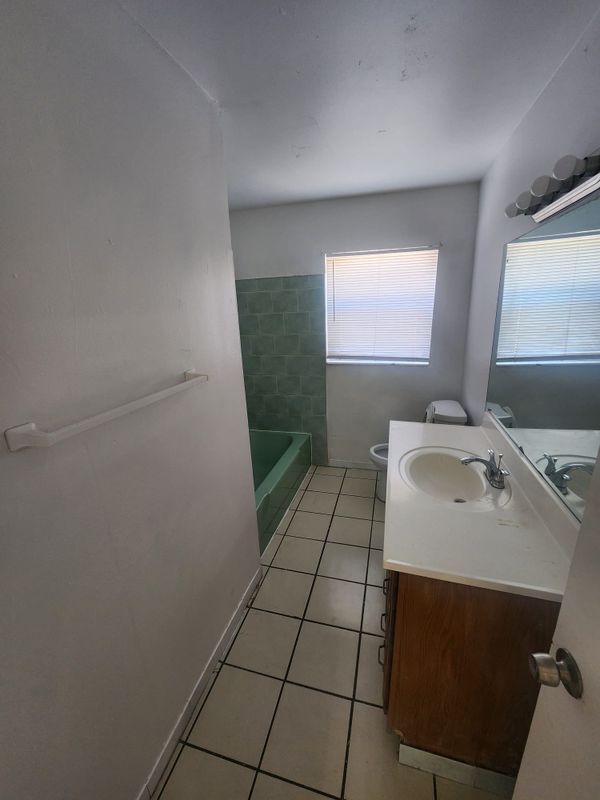 Photo - 5425 NW 15th Ct Unit #5425