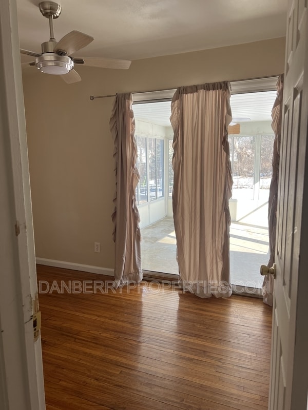 Photo - 2222 Rood St