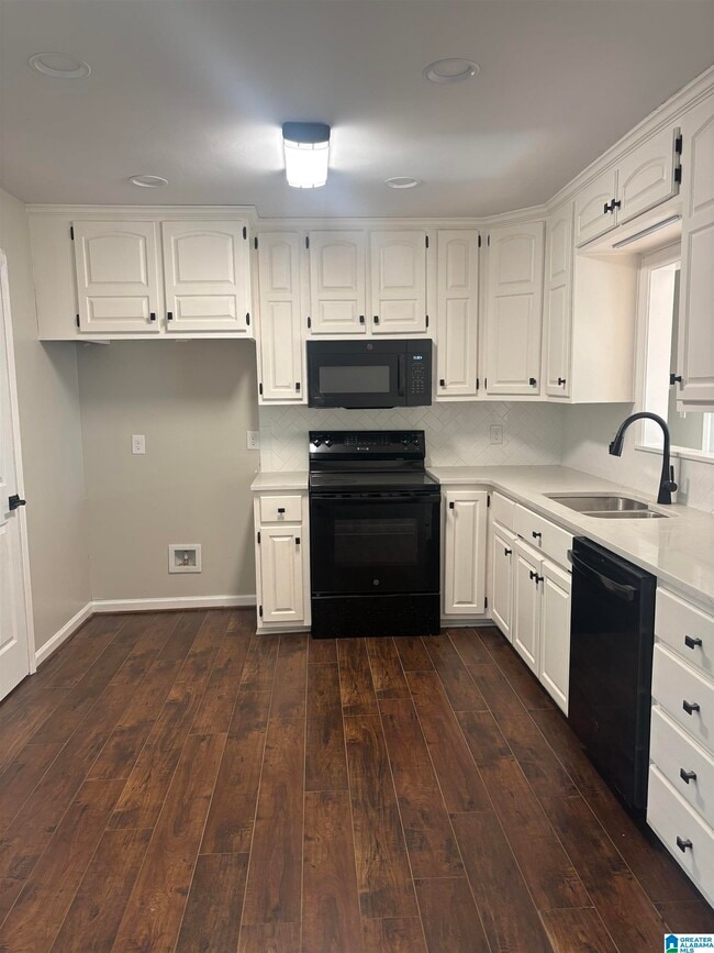 Photo - 8227 Country Cir