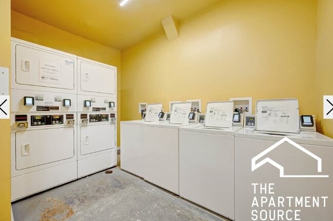 Photo - 1627 N Humboldt Blvd Unit 1