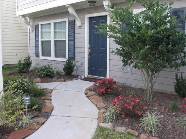 Photo - 5827 Silver Oak