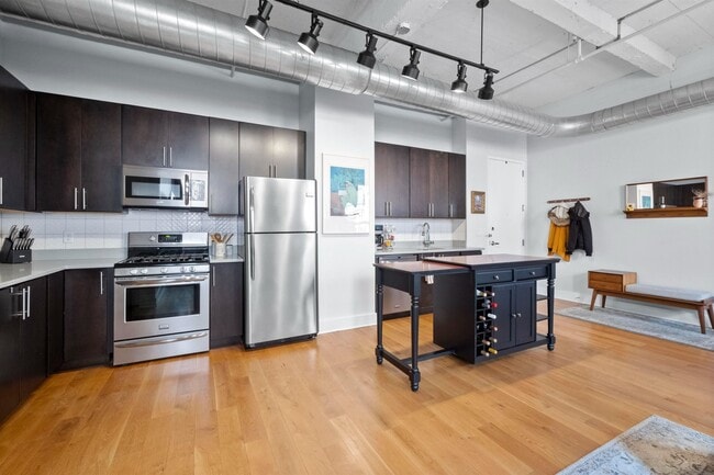 Photo - 325 Palisade Ave Unit # 2E