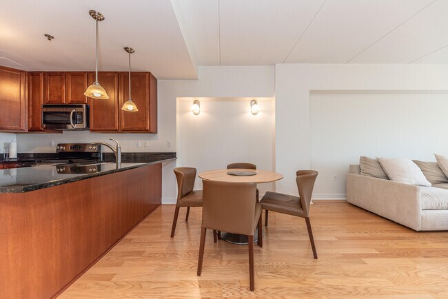 111 N Ashley St Unit 804