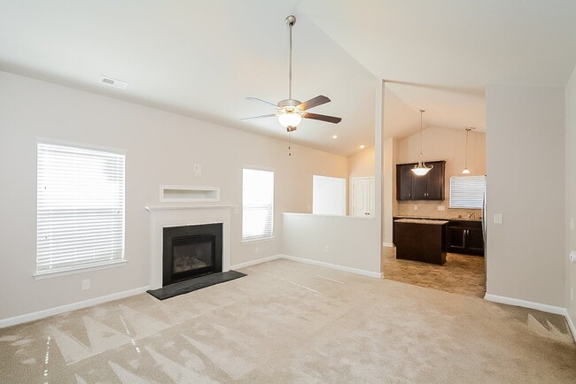 Photo - 288 Lakemont Dr