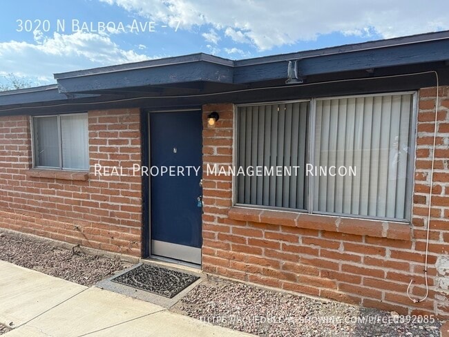 Building Photo - 3020 N Balboa Ave Rental
