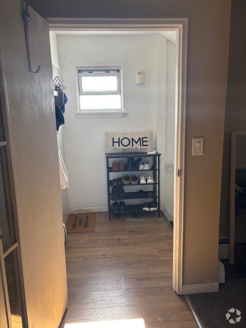 Building Photo - 1224 Montauk Hwy Rental
