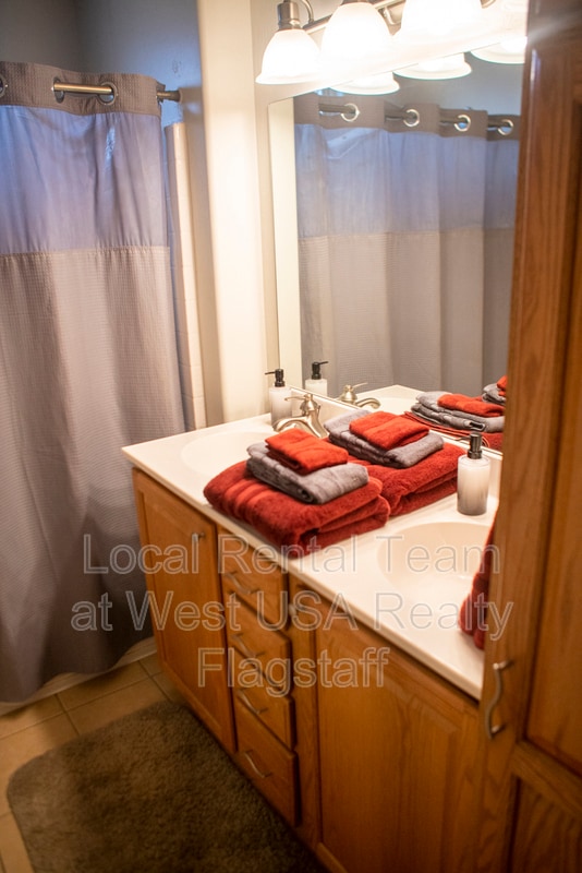 Photo - 2439 W Silverton Dr
