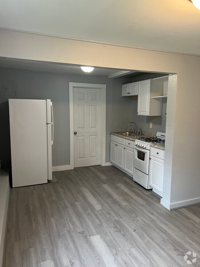 Building Photo - 82 Boston Post Rd Rental